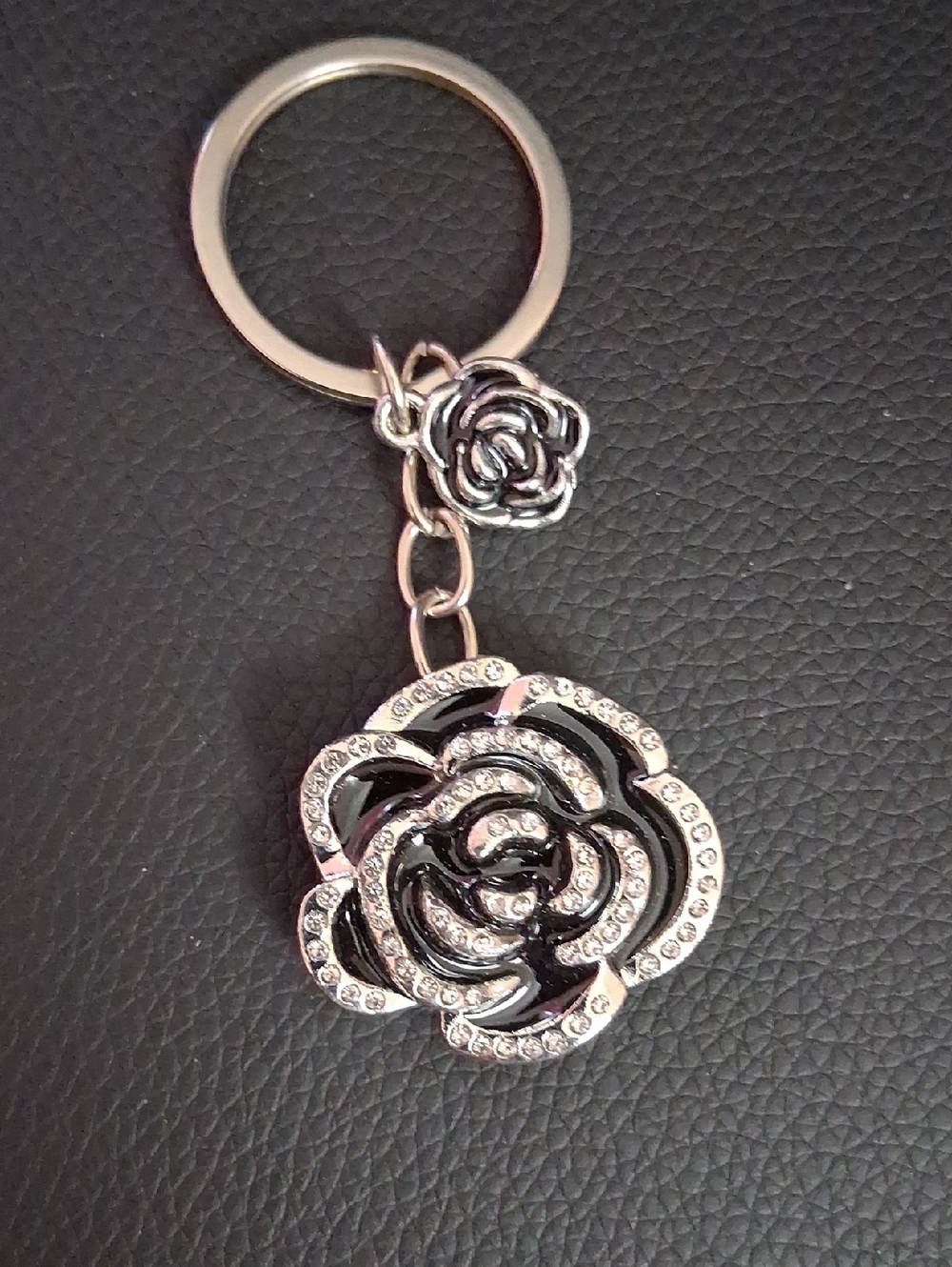 Silver Floral Crystal Keyring - Picture 1 of 4